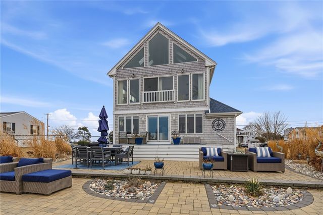 360 Shawomet Avenue, Warwick, RI 02889