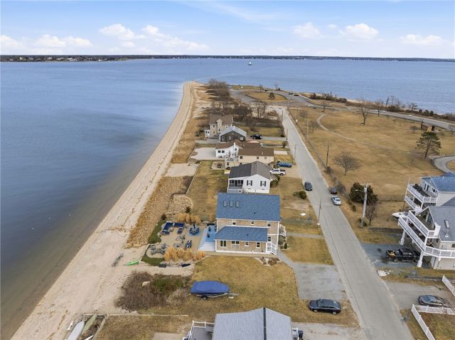 360 Shawomet Avenue, Warwick, RI 02889