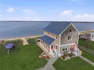 360 Shawomet Avenue, Warwick, RI 02889