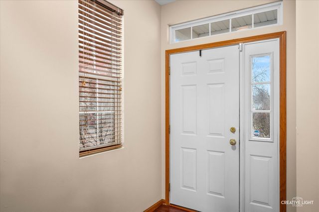 2406 Brush Hill Circle, Joliet, IL 60432