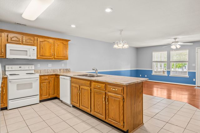 470 Flagstone Drive, Rossville, GA 30741
