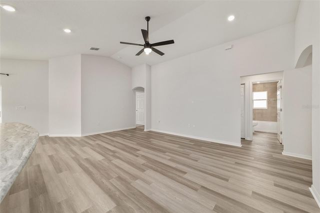 9039 SE 44TH COURT, Ocala, FL 34480