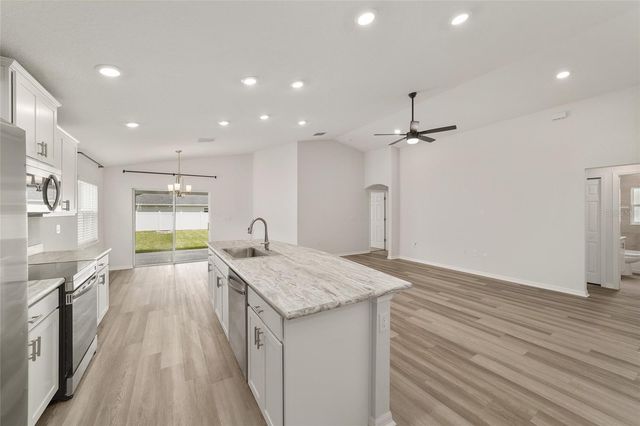 9039 SE 44TH COURT, Ocala, FL 34480