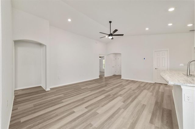 9039 SE 44TH COURT, Ocala, FL 34480