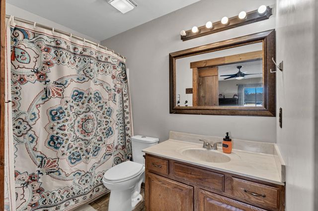 1666 S Willow Oak Ct, Wichita, KS 67230