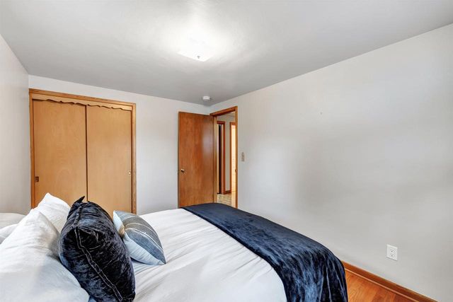 1267 ROSCOE STREET, Green Bay, WI 54304