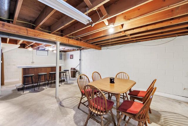 1267 ROSCOE STREET, Green Bay, WI 54304