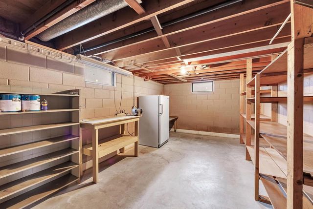 1267 ROSCOE STREET, Green Bay, WI 54304