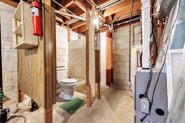 1267 ROSCOE STREET, Green Bay, WI 54304