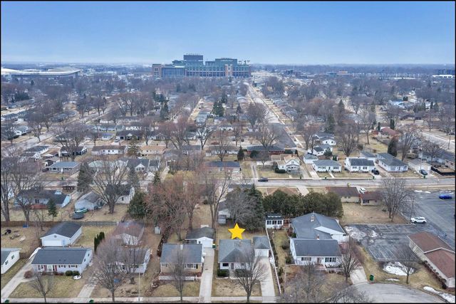 1267 ROSCOE STREET, Green Bay, WI 54304