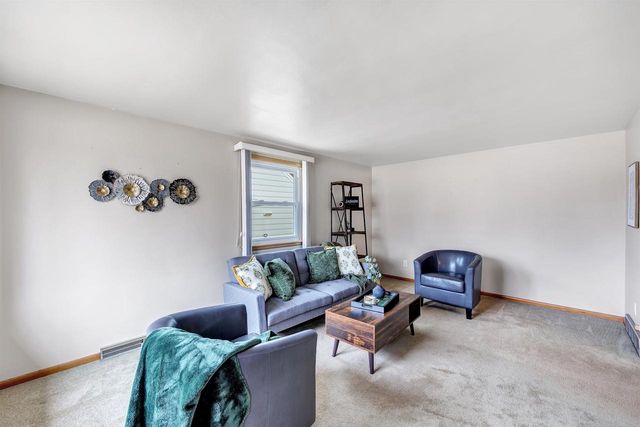 1267 ROSCOE STREET, Green Bay, WI 54304