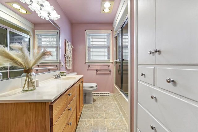 1267 ROSCOE STREET, Green Bay, WI 54304