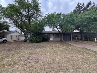 3709 23rd Street, Lubbock, TX 79410