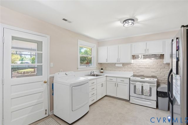 2403 Omega Rd, Henrico, VA 23228