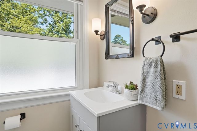 2403 Omega Rd, Henrico, VA 23228
