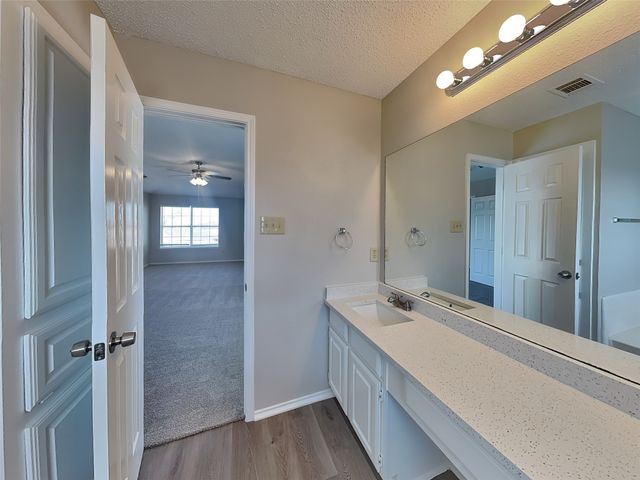 1110 Orangewood Lane, Arlington, TX 76001