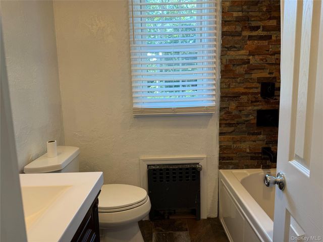 2100 Hillside Avenue, Bellmore, NY 11710