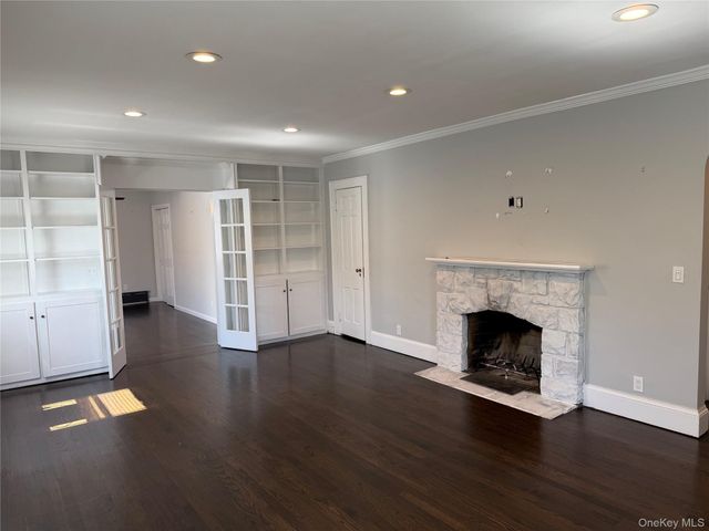 2100 Hillside Avenue, Bellmore, NY 11710