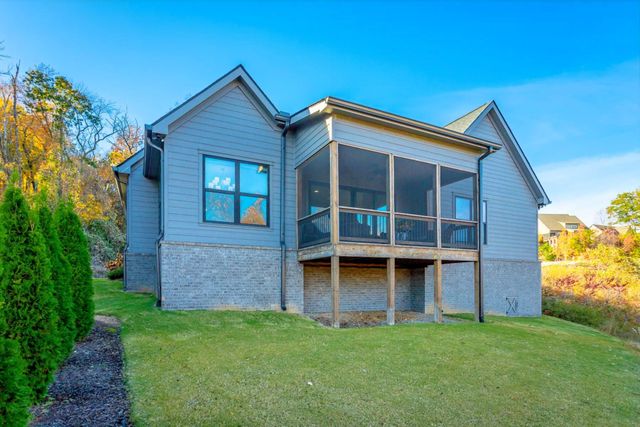 452 Sun Valley Road, Chattanooga, TN 37419