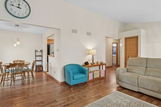 11149 Saratoga Drive, Orland Park, IL 60467