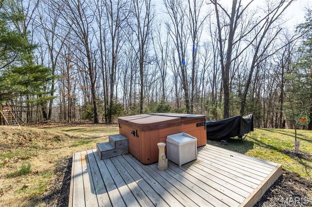 692 County Road 3165, Salem, MO 65560