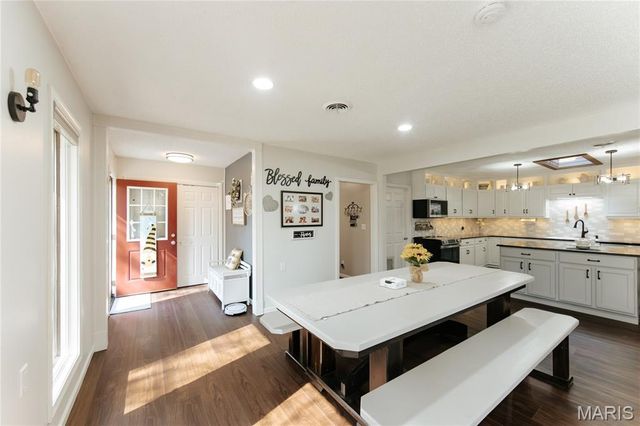 692 County Road 3165, Salem, MO 65560