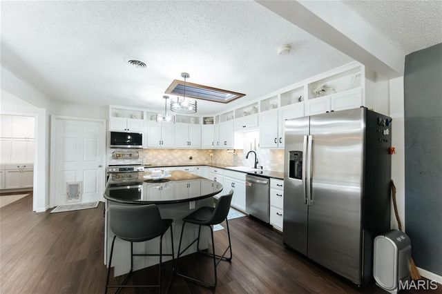 692 County Road 3165, Salem, MO 65560