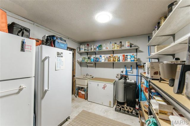 692 County Road 3165, Salem, MO 65560