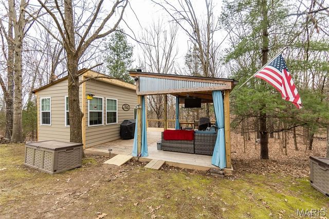 692 County Road 3165, Salem, MO 65560