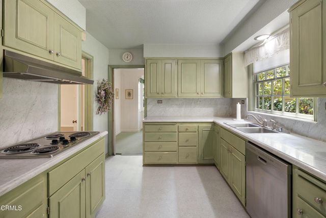 2225 El Molino Place, San Marino, CA 91108