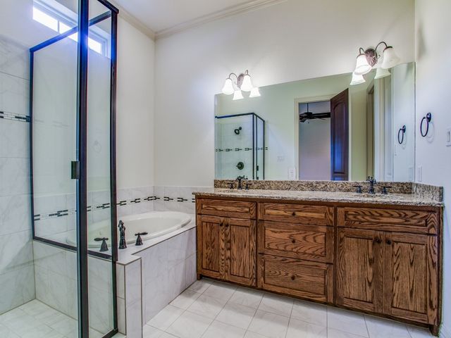 3717 W Beverly Drive, Dallas, TX 75209