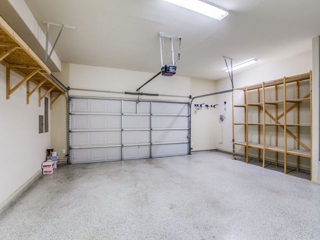 3717 W Beverly Drive, Dallas, TX 75209