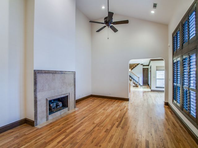 3717 W Beverly Drive, Dallas, TX 75209