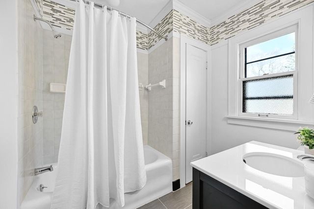 8140 Hillcrest DRIVE, Wauwatosa, WI 53213