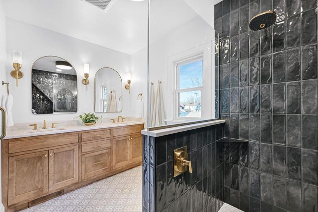 8140 Hillcrest DRIVE, Wauwatosa, WI 53213