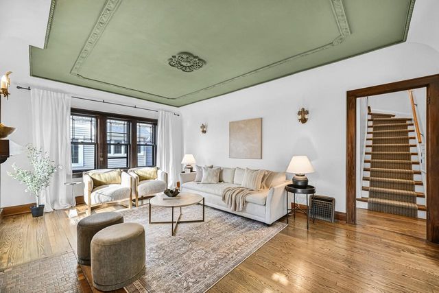 8140 Hillcrest DRIVE, Wauwatosa, WI 53213