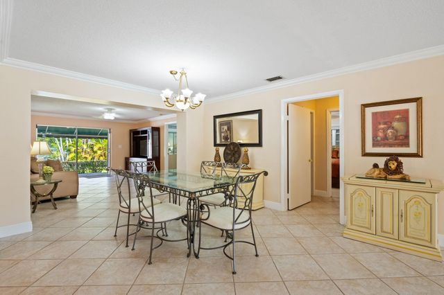 947 Lincoln Street, Hollywood, FL 33019