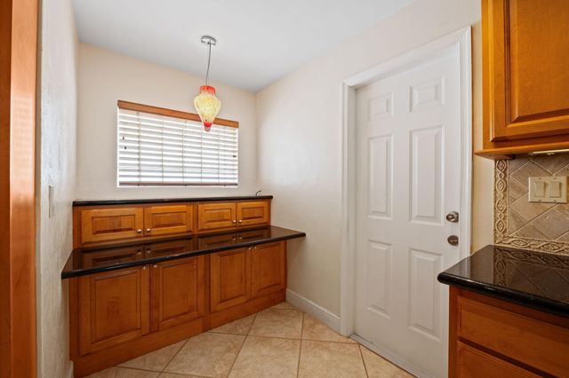 947 Lincoln Street, Hollywood, FL 33019