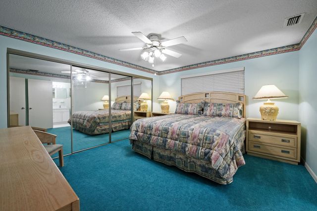 947 Lincoln Street, Hollywood, FL 33019