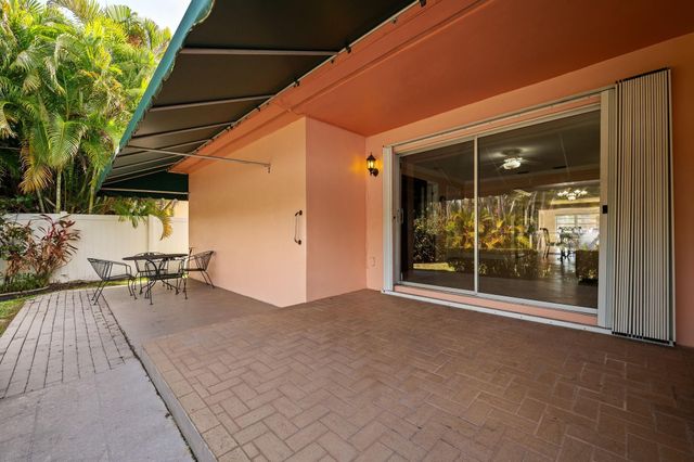 947 Lincoln Street, Hollywood, FL 33019