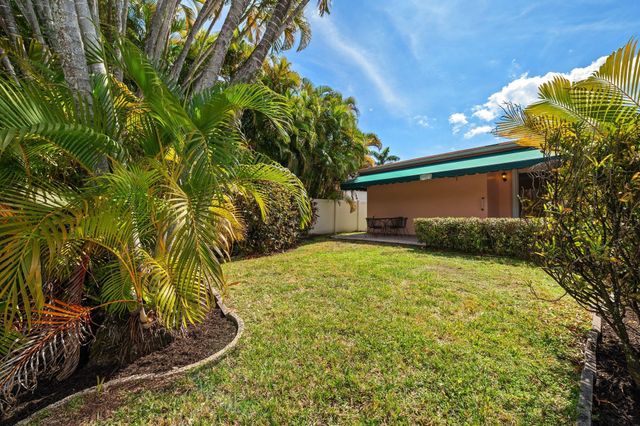 947 Lincoln Street, Hollywood, FL 33019