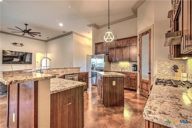 8032 Chimney Hill Drive, Nolanville, TX 76559
