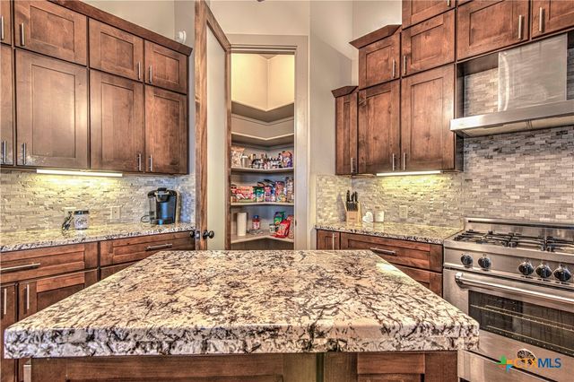 8032 Chimney Hill Drive, Nolanville, TX 76559