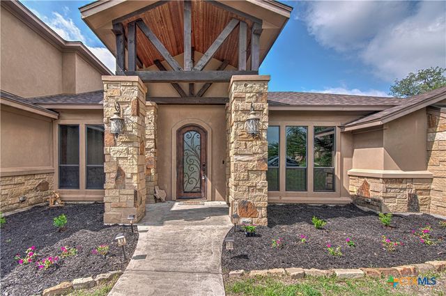 8032 Chimney Hill Drive, Nolanville, TX 76559