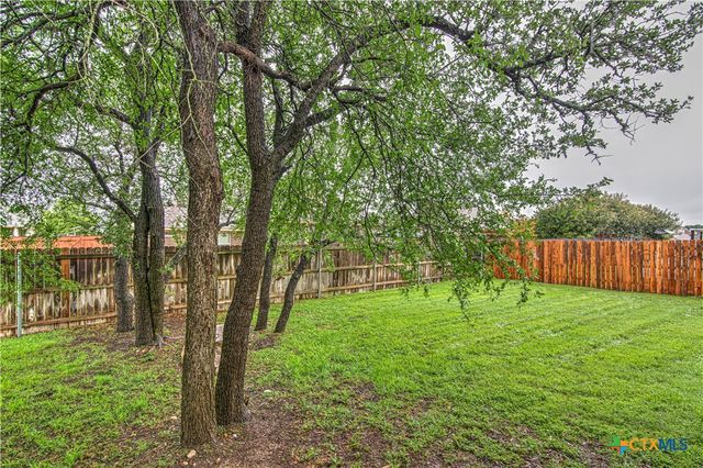 8032 Chimney Hill Drive, Nolanville, TX 76559