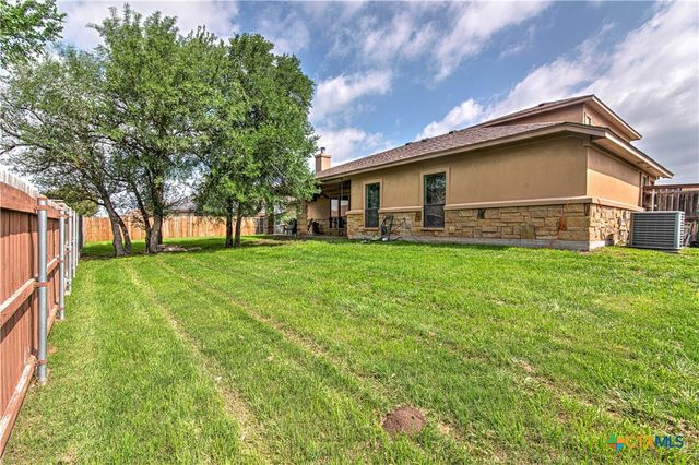 8032 Chimney Hill Drive, Nolanville, TX 76559