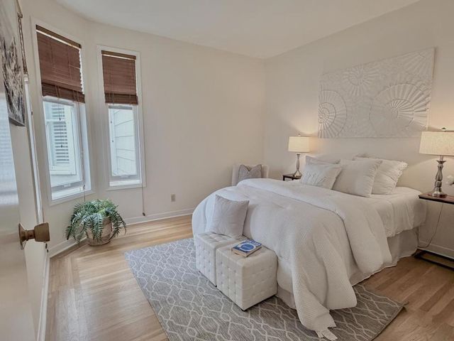 2205 Sacramento Street 302, San Francisco, CA 94115