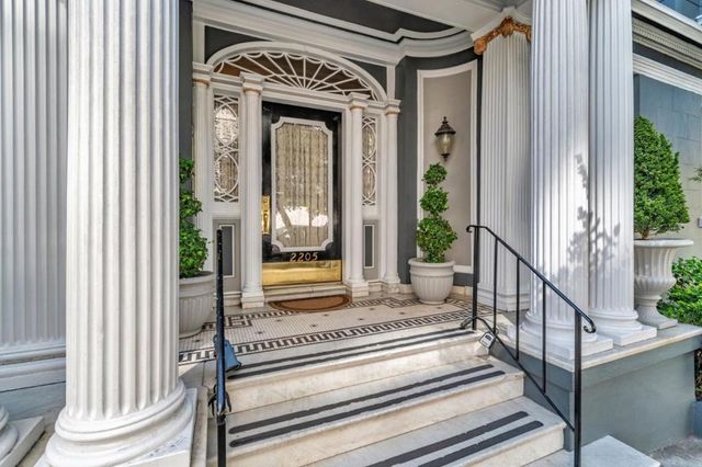 2205 Sacramento Street 302, San Francisco, CA 94115