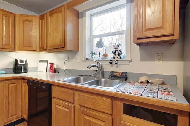 790 River St, Winchendon, MA 01475