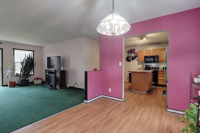 790 River St, Winchendon, MA 01475